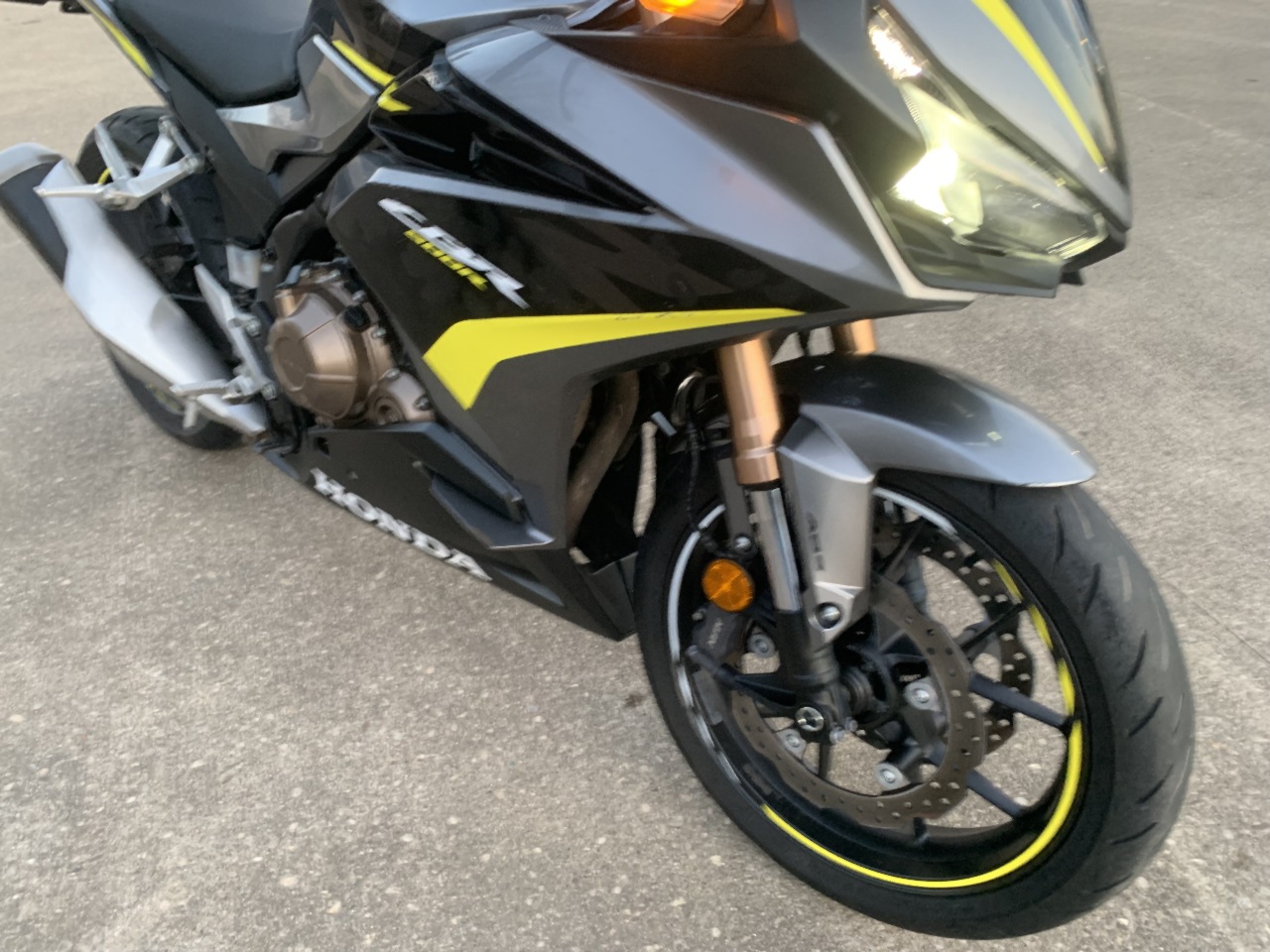 2022 Honda CBR500R ABS